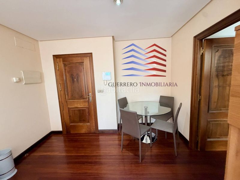 Foto 8b10de5d-979e-47f6-9396-7b65ff772fef. Lloguer apartament amb calefacció a Centro Ourense