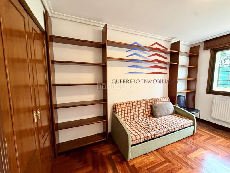Foto 966e35c8-e97f-4dab-9ab4-e451f59cee41. Rent flat with heating parking in O Castro Vigo