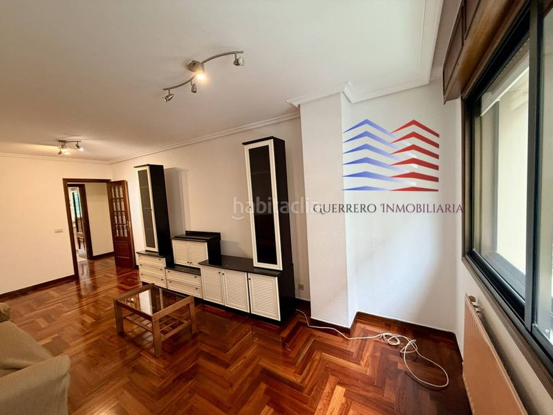 Foto e7fb525e-3ad0-45f6-8389-cae291e487d9. Rent flat with heating parking in O Castro Vigo