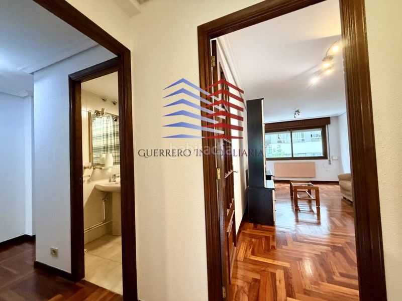 Foto f4522b2f-d974-4e6d-849a-0780e6392ced. Rent flat with heating parking in O Castro Vigo
