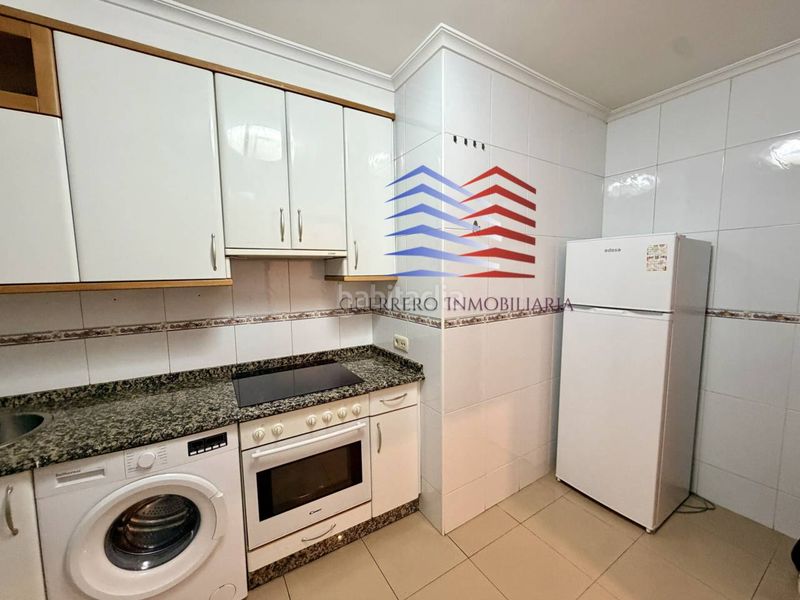 Foto 26363bce-71a0-44ca-b977-8df0240c2b34. Lloguer apartament amb calefacció aparcament a Centro Ourense