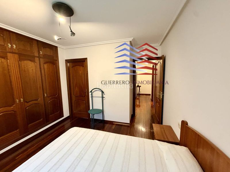 Foto 4b5e25e2-f424-4c75-bb8e-e94a40f56319. Lloguer apartament amb calefacció aparcament a Centro Ourense