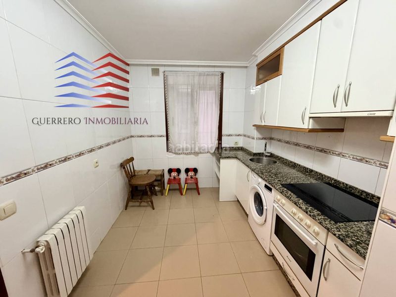 Foto 7c570df1-d60d-4750-901e-3ace00caa963. Lloguer apartament amb calefacció aparcament a Centro Ourense