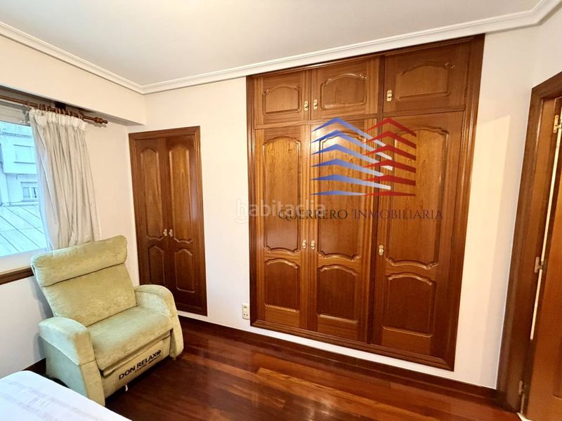 Foto 8caf3ab8-b5c5-4233-bb12-e9ee328589cc. Lloguer apartament amb calefacció aparcament a Centro Ourense