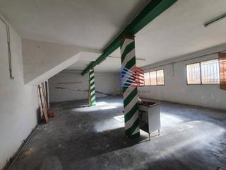Local Comercial en Calle Margaritas