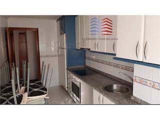 Pis  Avenida santiago, despus de la gasolinera. Venta de hermoso piso en la avenida santiago por 145.000