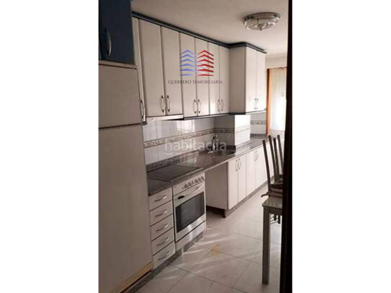 Foto cce7db4a-1465-43c8-b6db-2fb0d1dcd6b8. Appartamento con riscaldamento parcheggio in San Rosendo Ourense