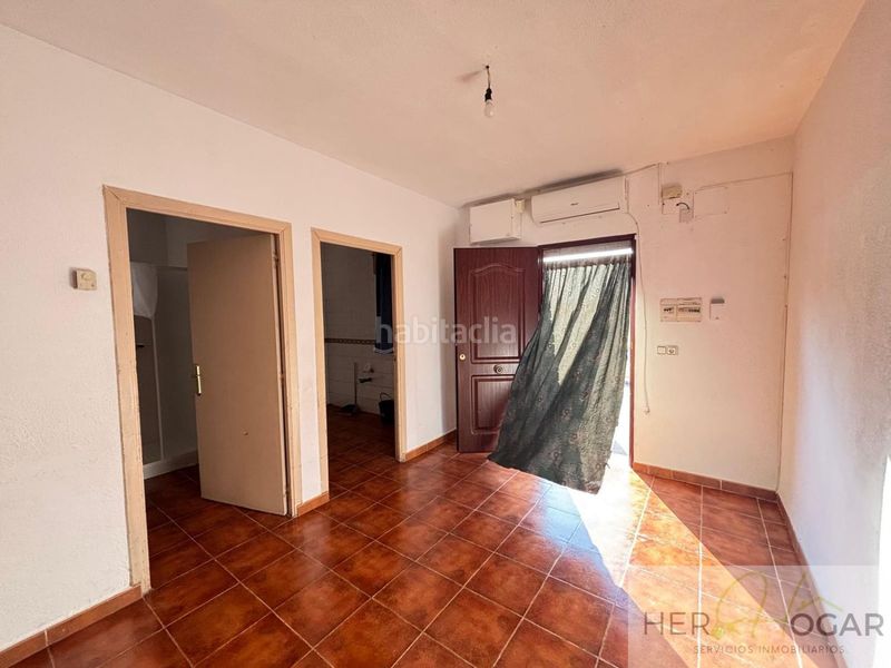 Foto d4aa4892-3a12-4de4-bb8a-bcb7a75b2dc0. Casa amb calefacció aparcament a Bargas