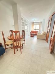 Miete Etagenwohnung in Santa Bárbara. Piso en alquiler en sta. bárbara, 2 dormitorios.