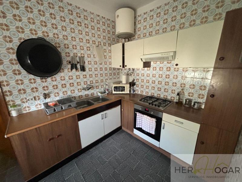 Foto 07ff454b-9a71-46c1-a29f-0df8eb247364. Chalet  en venta en los yebenes, 6 dormitorios. en Yébenes (Los)