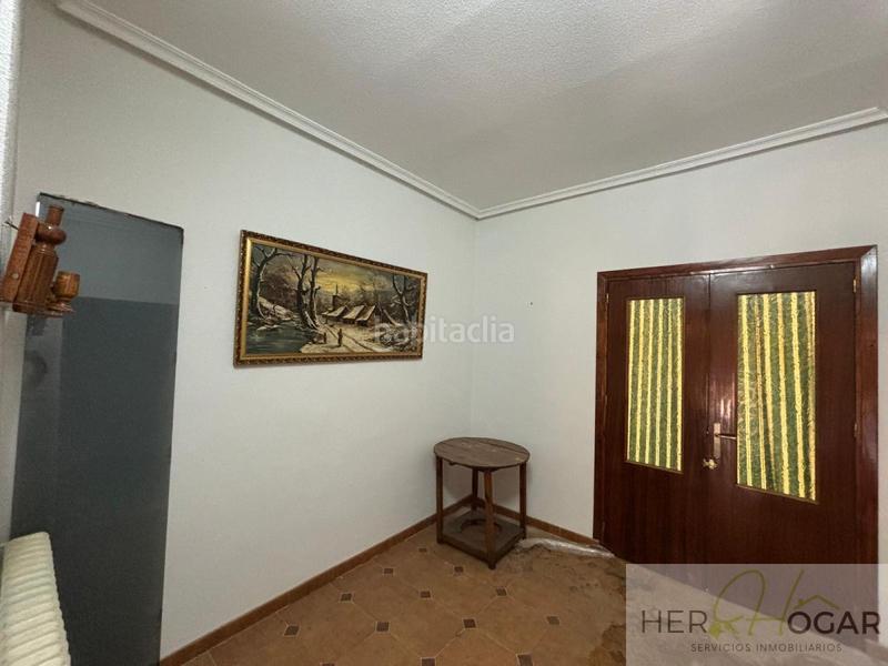 Foto 93f4c2cd-85d6-44cf-914a-438e2dee7d1b. Chalet  en venta en los yebenes, 6 dormitorios. en Yébenes (Los)