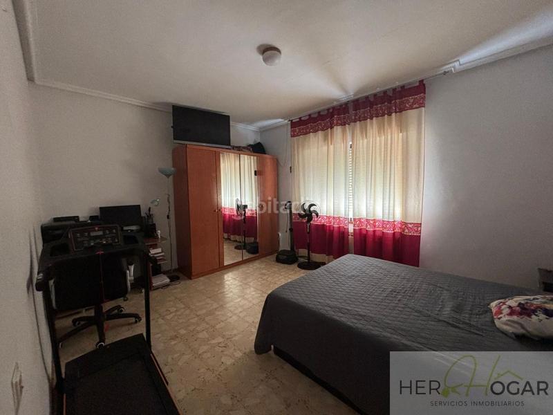 Foto c6013419-38a6-421d-ab7e-5d1d2cc4e82d. Chalet  en venta en los yebenes, 6 dormitorios. en Yébenes (Los)