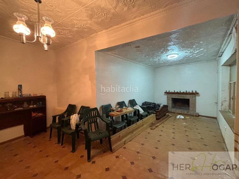 Foto e50ca2c6-9fab-430e-8435-0c31a27e3826. Chalet  en venta en los yebenes, 6 dormitorios. en Yébenes (Los)