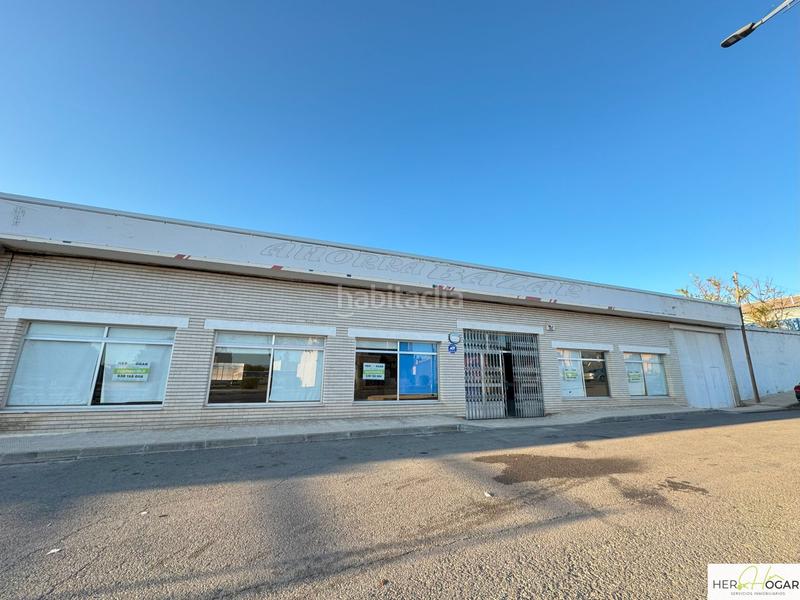 Foto ccabe1ea-a85e-4d98-a6ab-da2e5b23f663. Location local commercial dans Gálvez