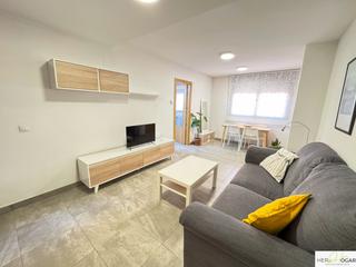 Lloguer Pis a Los Cigarrales-La Bastida. Piso en alquiler en urbanizaciones, 2 dormitorios.