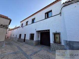 Casa a Orgaz. Casa en venta en orgaz, 6 dormitorios.