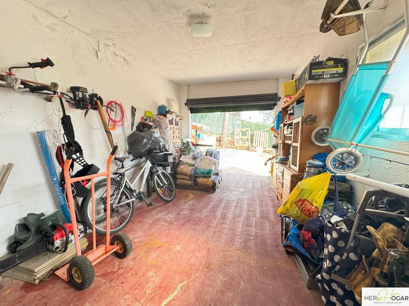 Foto 81f9ba21-cab3-4776-bc06-c96b986379cd. Xalet amb aparcament a Navahermosa