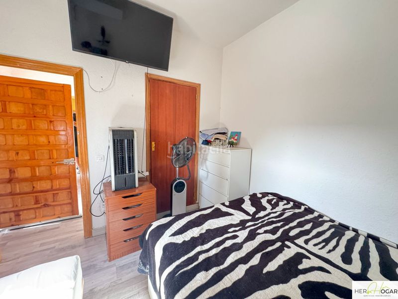 Foto 9638acd7-952c-4bb7-a9a8-ed07a663a540. Xalet amb aparcament a Navahermosa