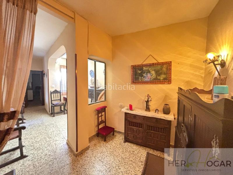 Foto 2210cc2a-5000-49f8-ad12-ae41d306e38b. Casa amb aparcament a Yébenes (Los)