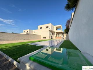 Lloguer Xalet a Cobisa. Chalet en alquiler en cobisa 1, 5 dormitorios.