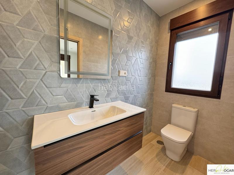 Foto 9eda7d03-fcb6-42a8-a17b-52549c37cd7f. Miete chalet mit heizung parking in Cobisa