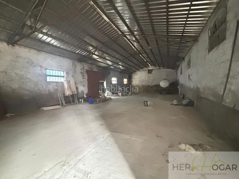 Foto 053e64e3-dd3a-4c97-ad46-73ee56f59b86. Nau industrial a Yébenes (Los)