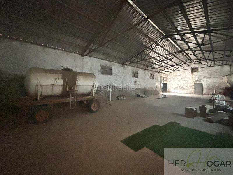 Foto 40bba0b2-bcd6-4e68-b538-9a0d85f811c9. Nau industrial a Yébenes (Los)