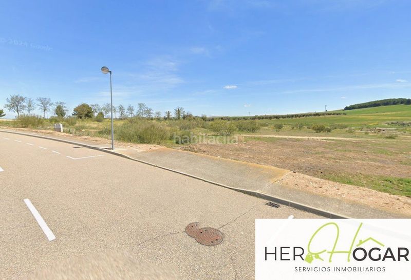 Foto c6d8f1e7-ff4d-4a4d-be8a-18a8a61948a0. Terreny residencial a Layos
