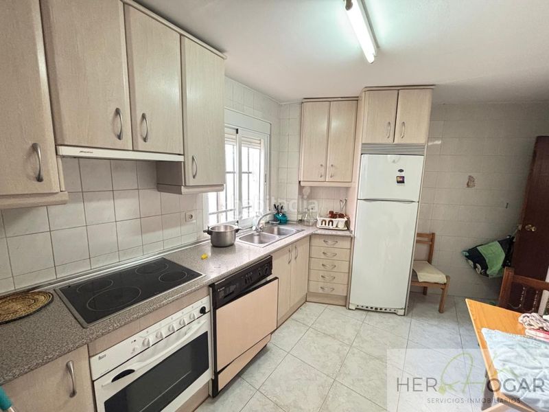 Foto 21cb31b7-e965-4fc8-8aba-d774b7cc02b3. Casa amb calefacció aparcament a Navahermosa