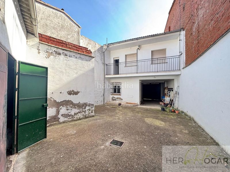 Foto 2856b03c-2495-4eb0-bf4b-1d5df4b94980. Casa amb calefacció aparcament a Navahermosa