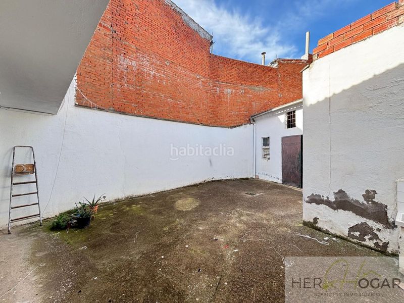 Foto 3bae07c2-00dc-4b25-ab41-849094e0c3b2. Casa amb calefacció aparcament a Navahermosa