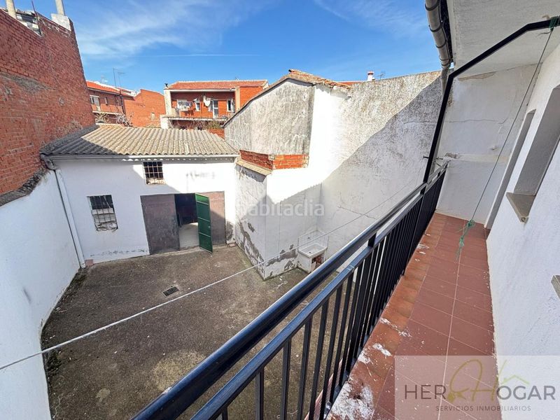 Foto 416e4265-8d5f-45d5-bb55-90dc1c0ec2e1. Casa amb calefacció aparcament a Navahermosa