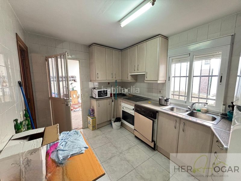 Foto d2917900-1550-4640-8912-e1cc4079516b. Casa amb calefacció aparcament a Navahermosa