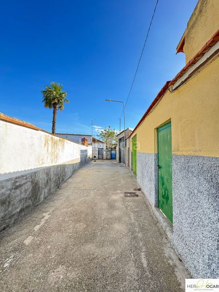 Foto ee8fbad5-86d5-4739-bdc7-99488ca15578. Casa a Pulgar