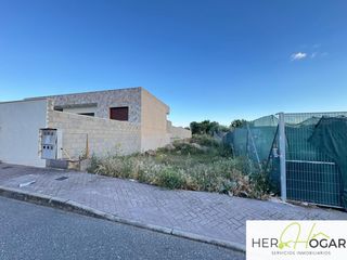 Wohngrundstück in Argés. Terreno urbano en venta en arges.
