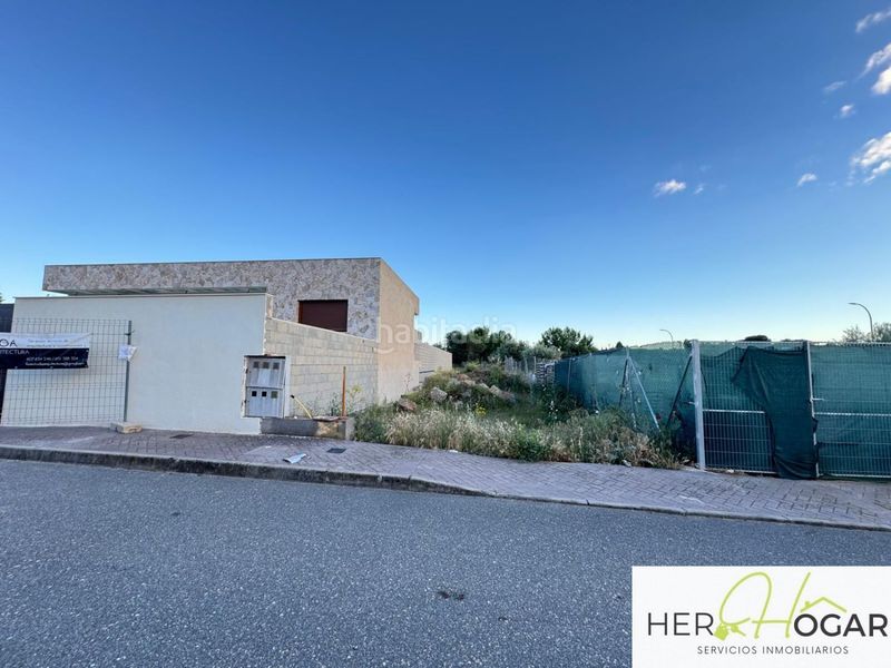 Foto eabad7e9-4a33-49ce-8b87-a4e6ee89ac57. Terreny residencial a Argés
