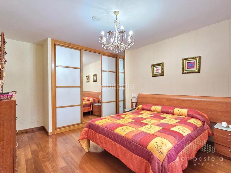 Foto 1d726a57-8519-45fd-aaf1-a8370f9ab24b. Casa pareada en Parroquias de Santiago Santiago de Compostela