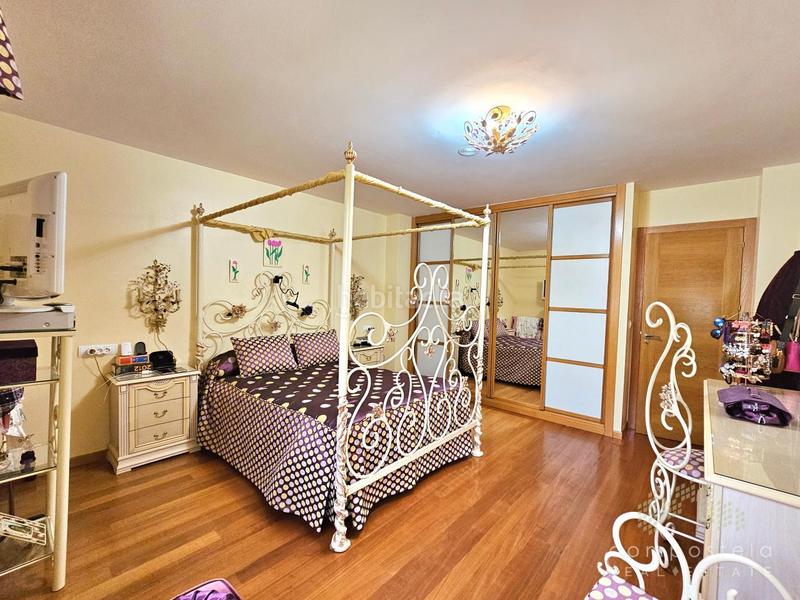 Foto a59fac05-3cf1-4a6b-a2ae-64cbaf3e1a05. Casa pareada en Parroquias de Santiago Santiago de Compostela