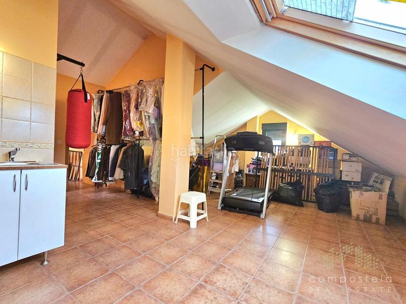 Foto 864c7e7e-431a-4af3-8129-592a8df20286. Doppelhaus mit heizung parking pool in Parroquias de Santiago Santiago de Compostela