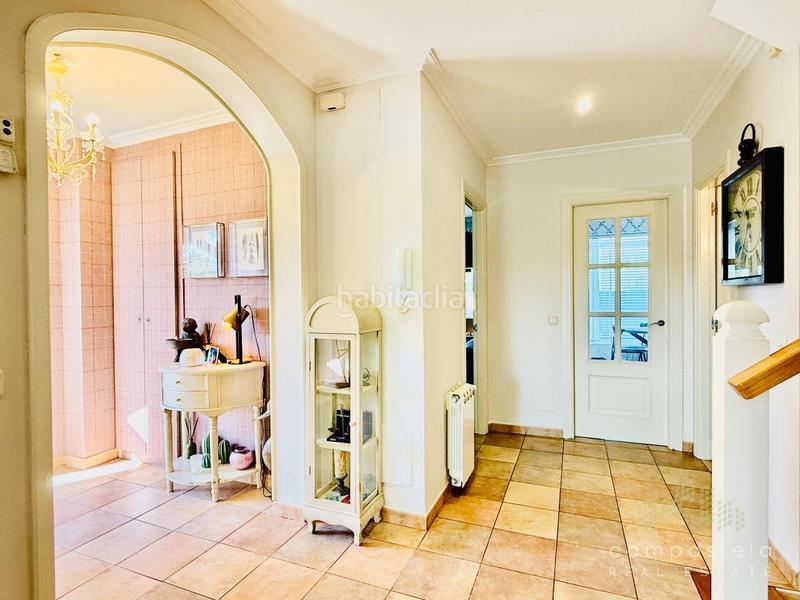 Foto 075b4fee-ac29-4ace-9974-820a4a8ab0c8. Chalet avec chauffage parking piscine dans Parroquias de Santiago Santiago de Compostela