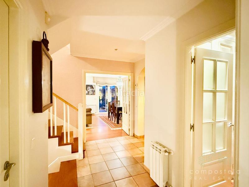 Foto 4dc10294-669a-46d9-8bce-cdca2c717b33. Chalet con riscaldamento parcheggio piscina in Parroquias de Santiago Santiago de Compostela