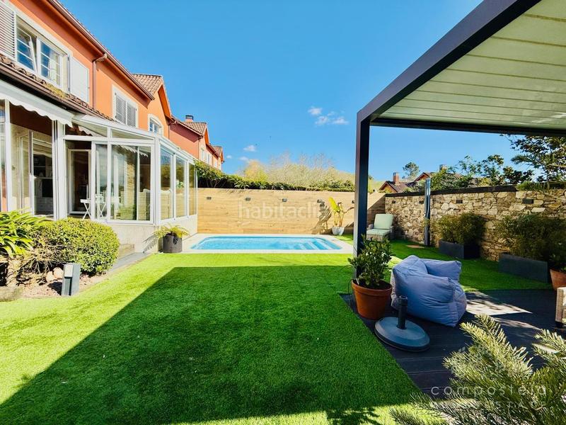 Foto 5b8ea14c-b030-493f-9de1-41d6d174894c. Chalet con riscaldamento parcheggio piscina in Parroquias de Santiago Santiago de Compostela