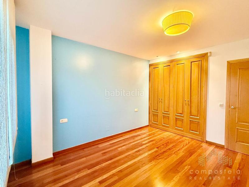 Foto f5faa316-0184-49dc-8070-8afb5d5c964b. Chalet con riscaldamento parcheggio piscina in Parroquias de Santiago Santiago de Compostela