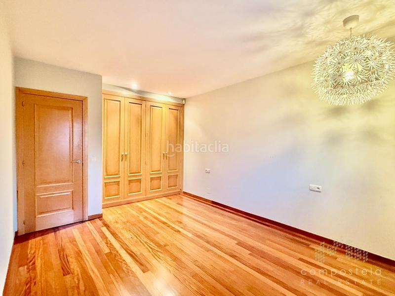 Foto dc5f29da-178e-4b82-ab09-0476ea3415ed. Xalet amb calefacció aparcament piscina a Parroquias de Santiago Santiago de Compostela