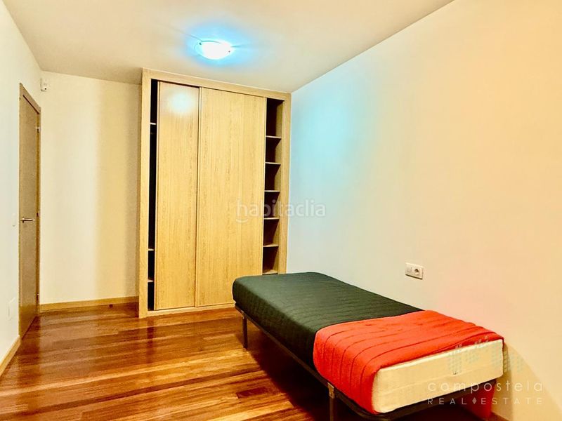 Foto 1a926b38-a8d0-44a1-9ce9-c2c23e13f9ee. Lloguer pis amb calefacció aparcament a O Milladoiro Ames