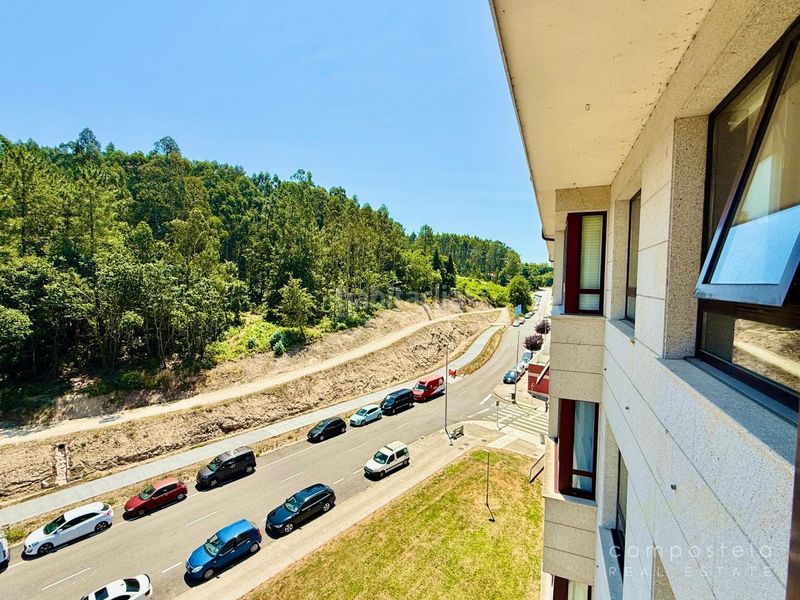 Foto 22515b5c-8856-4035-822d-71c485a3f101. Lloguer pis amb calefacció aparcament a O Milladoiro Ames