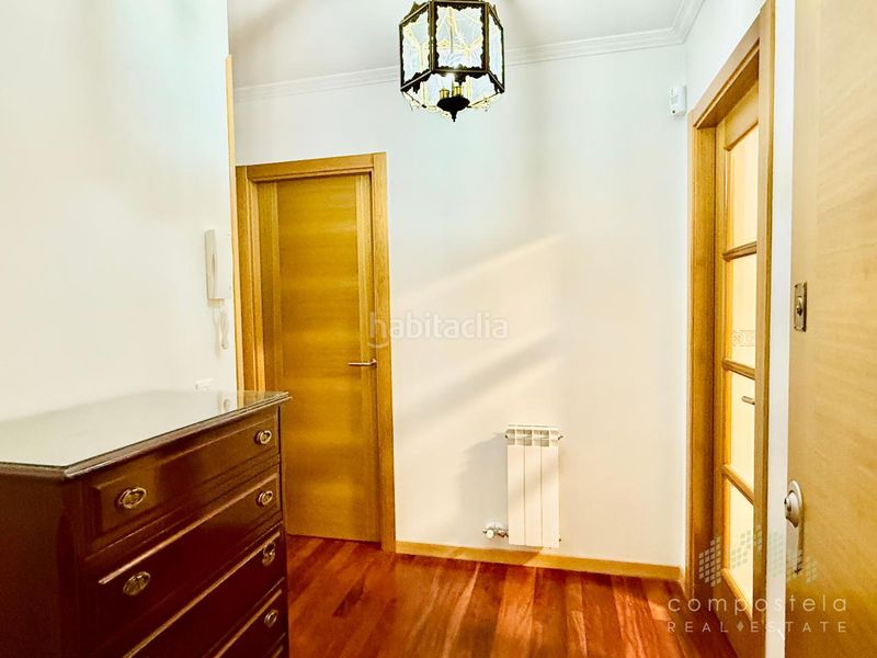 Foto 2b7daced-720f-4dd1-a3bc-6e82de31444c. Lloguer pis amb calefacció aparcament a O Milladoiro Ames