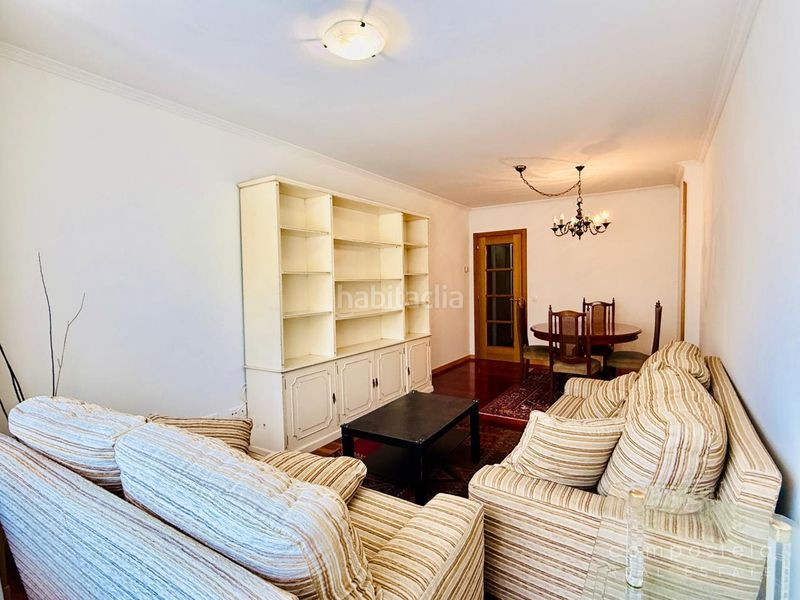 Foto 9090def3-7ea0-4700-9a2e-245a0321f1d7. Lloguer pis amb calefacció aparcament a O Milladoiro Ames