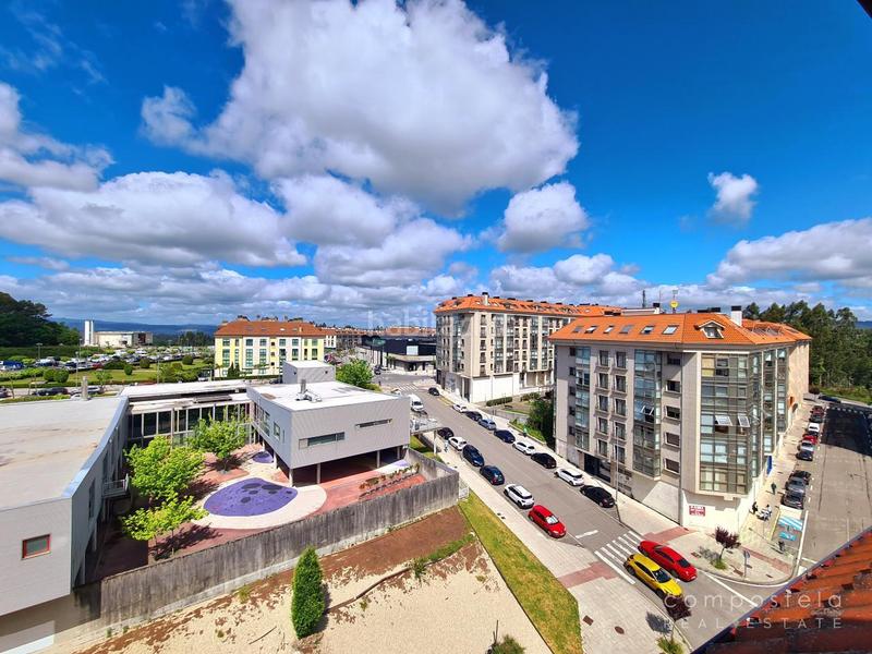 Foto 273ec2aa-6d3a-4e1b-ba2b-b0a3b72bfb2b. Penthouse with heating parking in O Milladoiro Ames