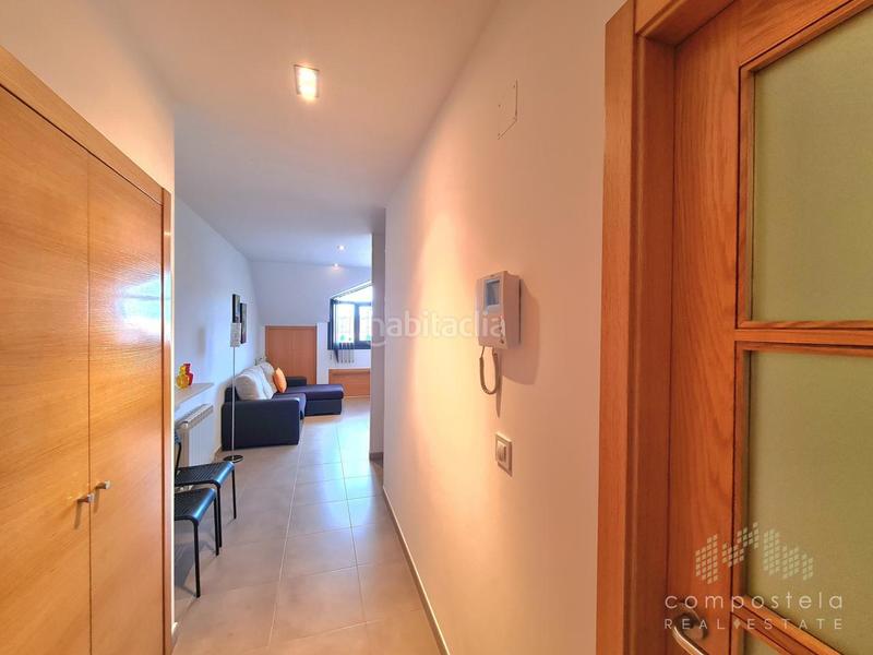 Foto 7cc7cb61-6a35-4a28-82fe-420560fcfd7f. Penthouse with heating parking in O Milladoiro Ames